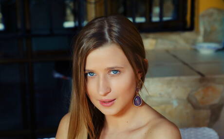 Eternal Desire are pleased to offer you xxx pics featuring Lisa Dawn has a beautiful body