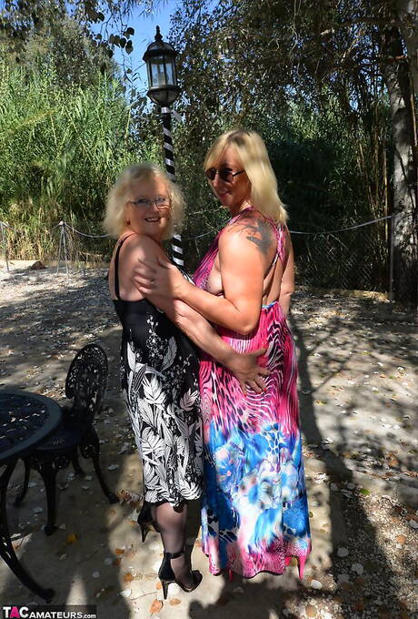 TAC Amateurs invites you to browse their xxx pics with Melody in passionate lesbian foreplay