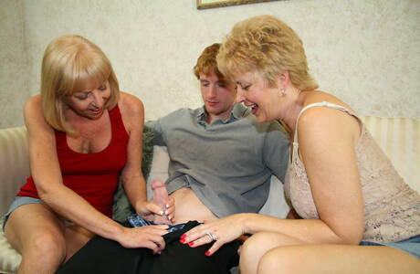 See Mom Suck are proud to present you with a xxx photos featuring Hot Wife Tracy in porn scene with hardcore 3some sex