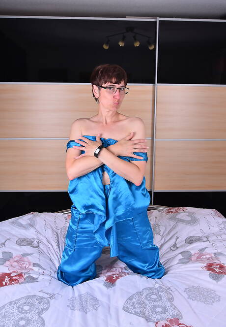 TAC Amateurs xxx pics collection featuring Hot Milf xxx gallery 266542