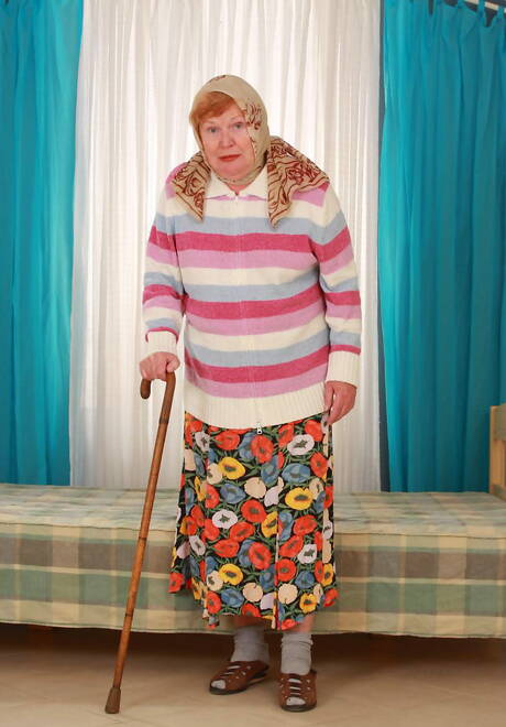 White Ghetto are pleased to offer you a free pics featuring Alice B in xxx sex scene